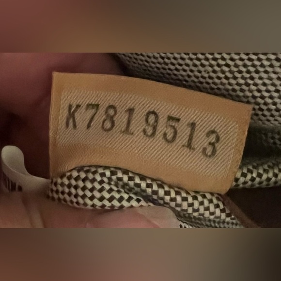 Vintage Dooney & Bourke Signature Zip Around Donegal Crest Domed Satchel Bag - Picture 16 of 16